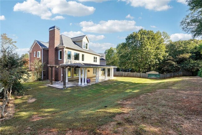Building Photo - 230 Brookeivey Ln
