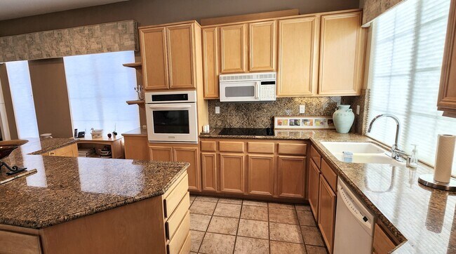 Building Photo - 21416 Carabela