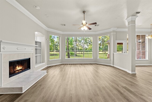 Building Photo - 14810 Cantwell Bend
