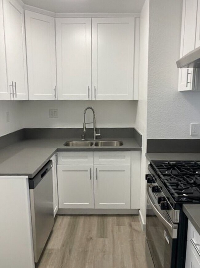 Building Photo - 12020 Grevillea Ave