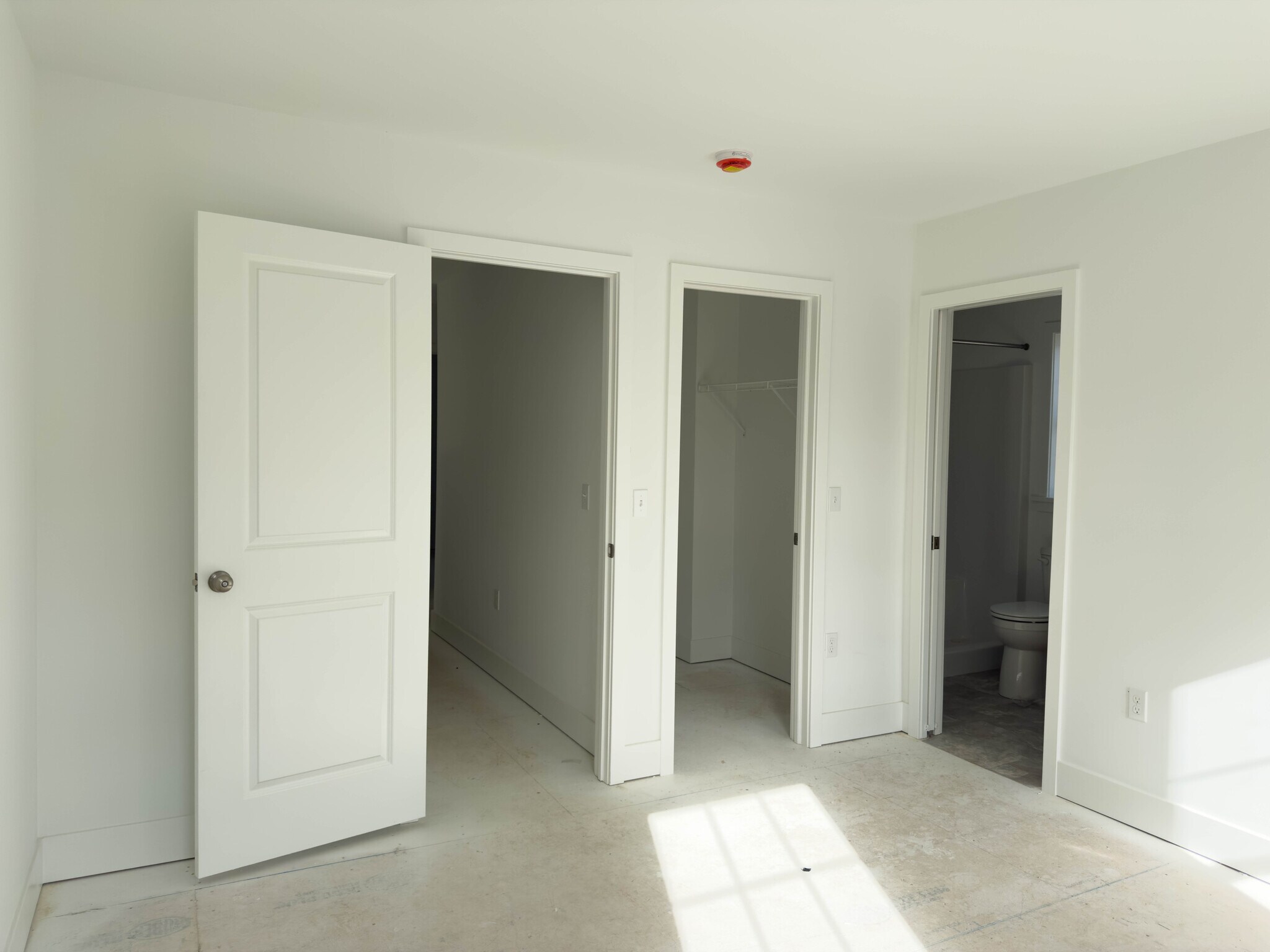 Building Photo - 108 Meadows Bnd