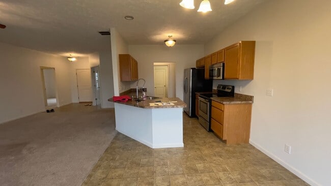 Building Photo - Lindberg Village – 3 Bed, 2 Bath Home with Office in West Lafayette, IN