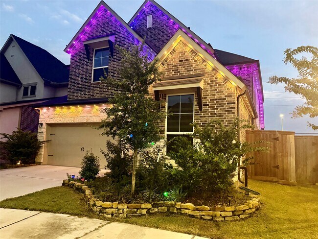 Building Photo - 25859 Rippey Gln Dr