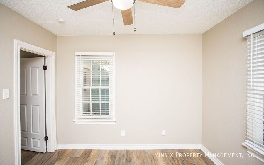 Building Photo - 2404 27th St