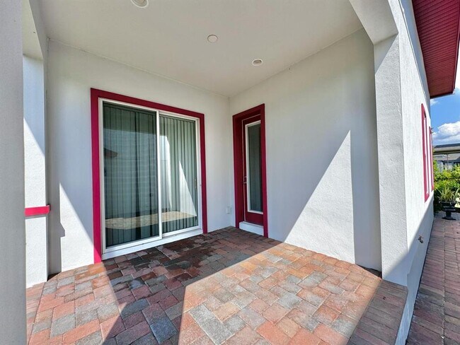 Building Photo - 13372 Stoddart Ave