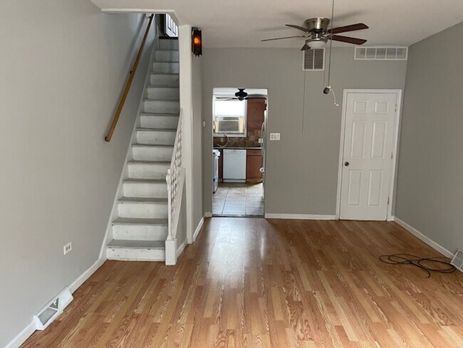 Building Photo - West Passyunk Home