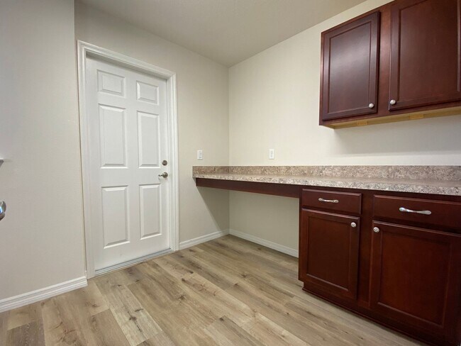 Building Photo - 13377 SW 86th Ave