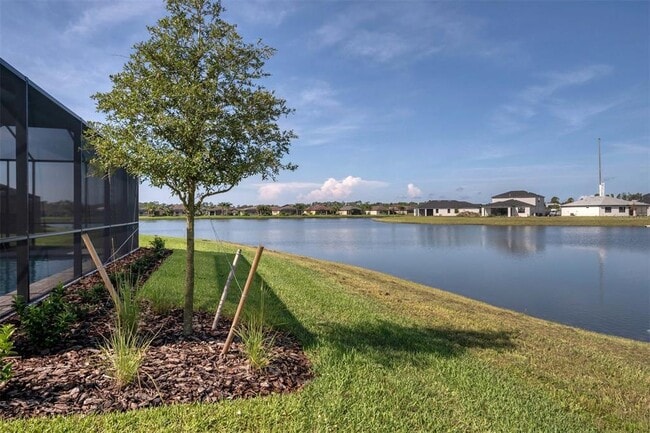 Building Photo - 2561 Buckthorn Lp
