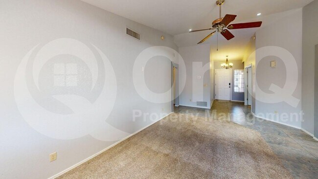 Building Photo - 3025 W Country Ranch Dr