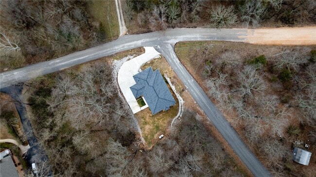 Building Photo - 13734 Canal St