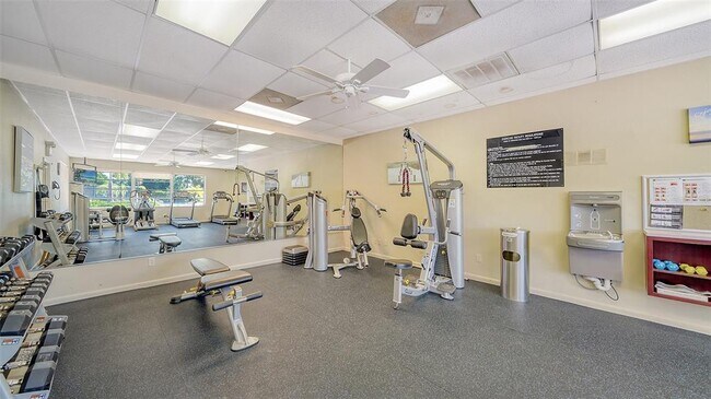 Building Photo - 4780 Gulf of Mexico Dr