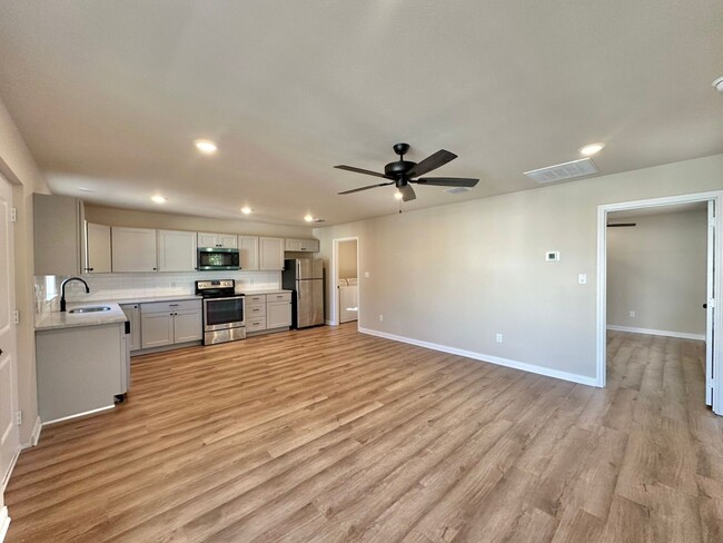 Building Photo - Available Now! Stunning 1 Bedroom 1 Bath N...