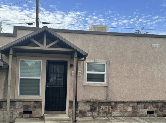 Primary Photo - Downtown Downstairs Income Restricted Unit