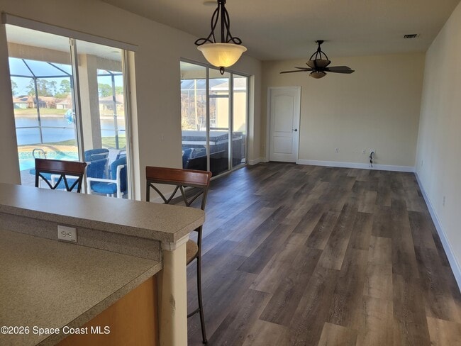 Building Photo - 372 Cobblewood Dr