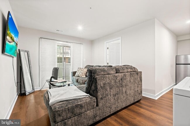 Building Photo - 14730 Spring Haven Ln