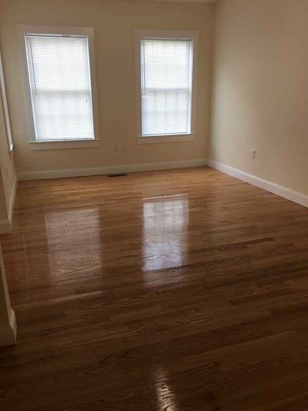 Building Photo - 785 Broadway St