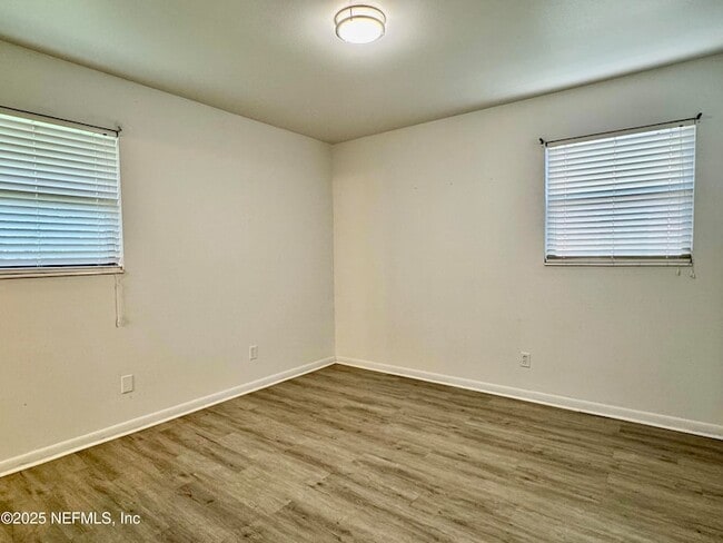Building Photo - 10857 Dulawan Dr