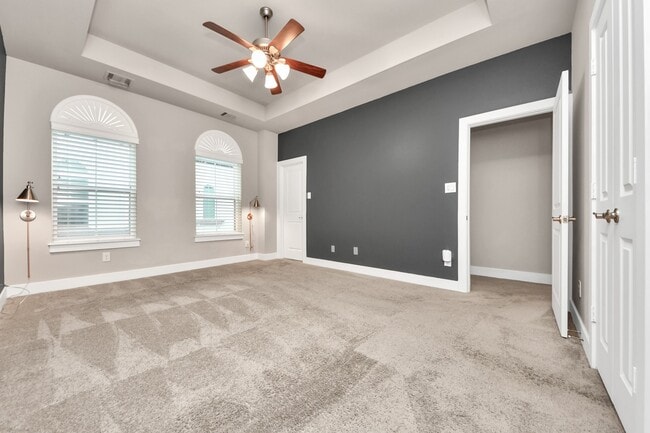 Building Photo - 2704 Freund St