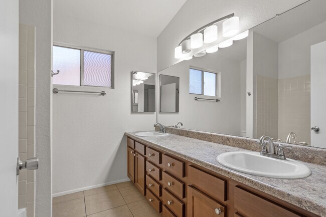 Building Photo - 9413 N Albatross Dr