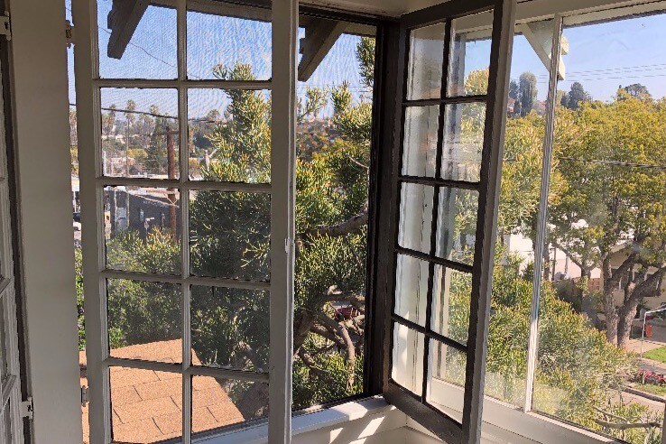 Building Photo - 937 N Benton Way