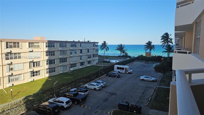 Building Photo - 1950 S Ocean Dr