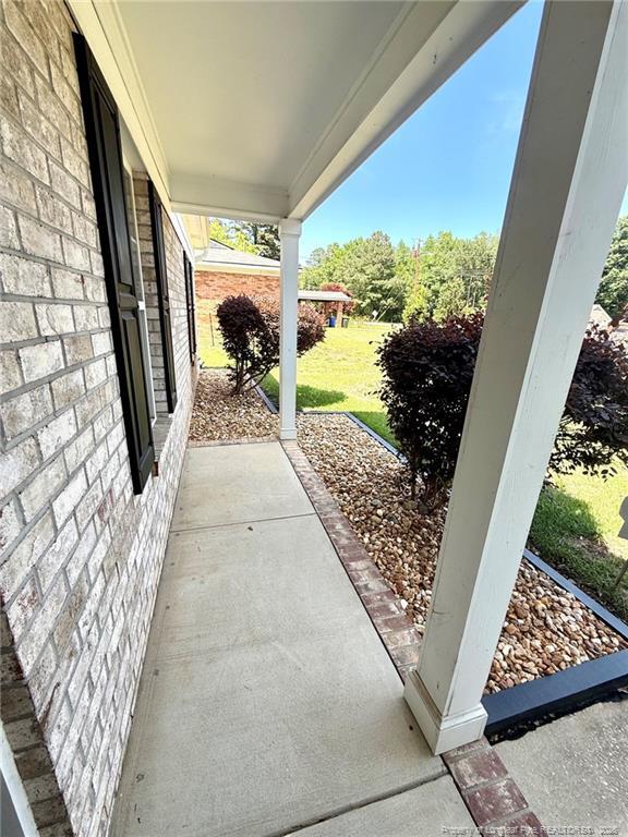 Building Photo - 604 Raven Pl