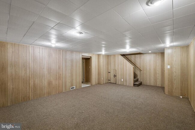 Building Photo - 1541 Doxbury Rd