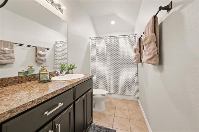 Building Photo - 8461 Comanche Springs Dr