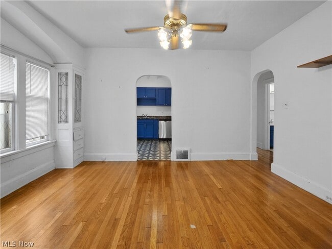 Building Photo - 3141 Kensington Rd