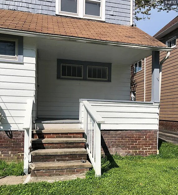 Building Photo - "Single Family Home in Garfield Heights - 1368 Sq Ft of Comfort!"