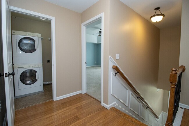 Building Photo - Elegant All-Brick 4 Bedroom Home on a Quie...