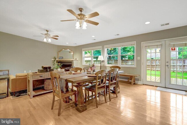Building Photo - 6735 Williams Dr