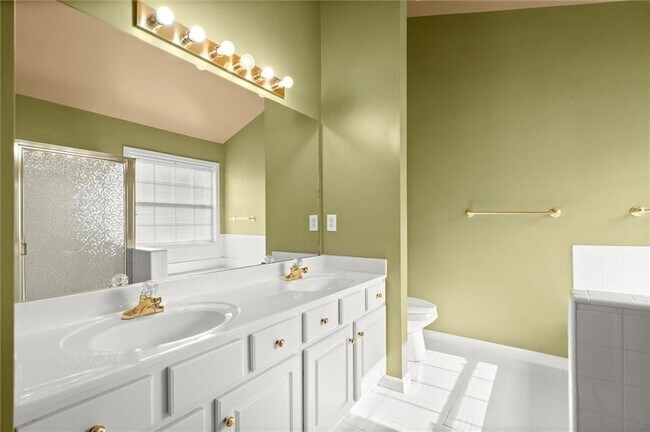 Building Photo - 3537 Castle View Ct