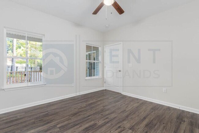 Building Photo - Newly built 3 bedroom, 2 bath Home