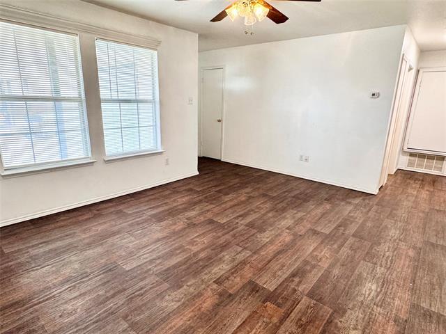 Building Photo - 13116 White Settlement Rd