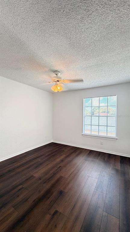 Building Photo - 1049 S Hiawassee Rd