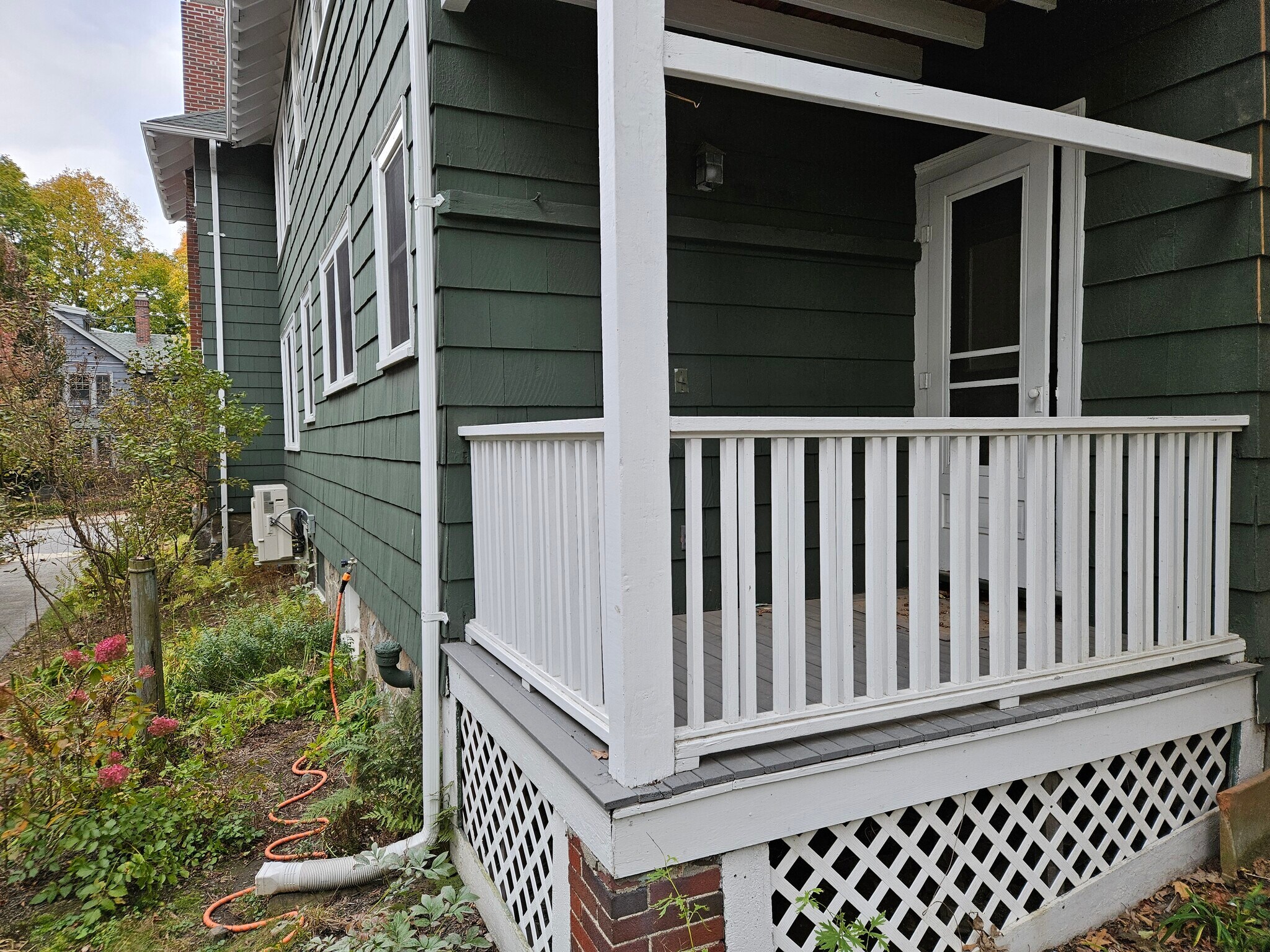 Building Photo - 22 Castleton St