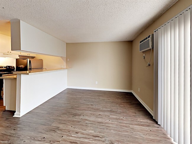 Building Photo - 2407 Adams Ave