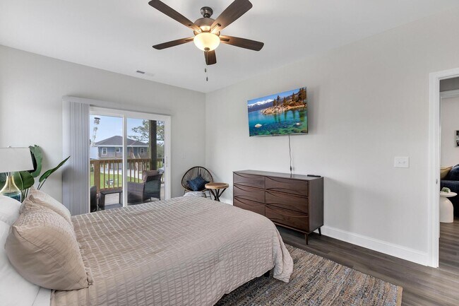 Building Photo - Amazing Rental Coming Soon (Late October-2...