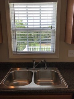 Pretty views to the balocny at the rear of the house - 2312-A Belle Ave NE