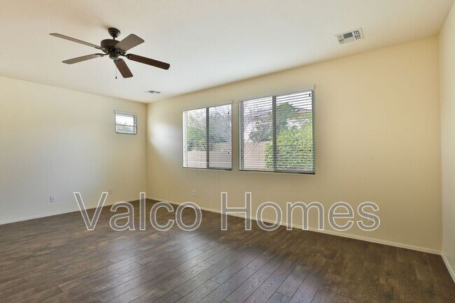 Building Photo - 7688 W Redbird Rd