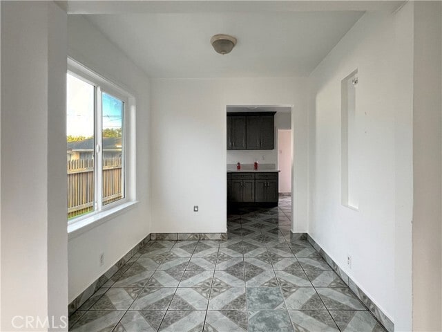 Building Photo - 3030 Caspian Ave