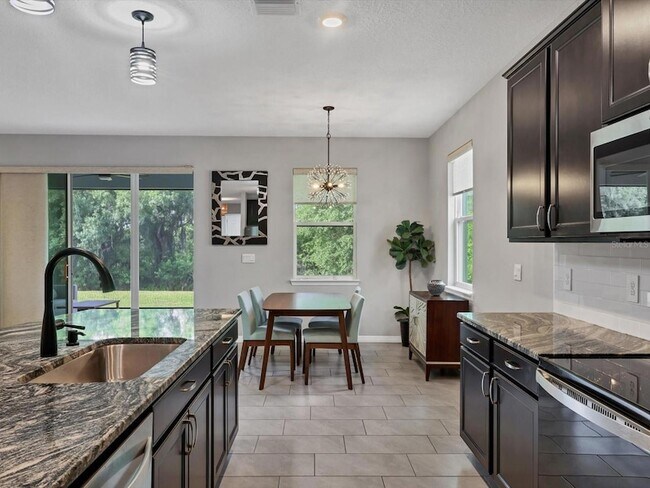 Building Photo - 17605 Cantarina Cove