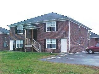 Primary Photo - Shelton Woods Apartments