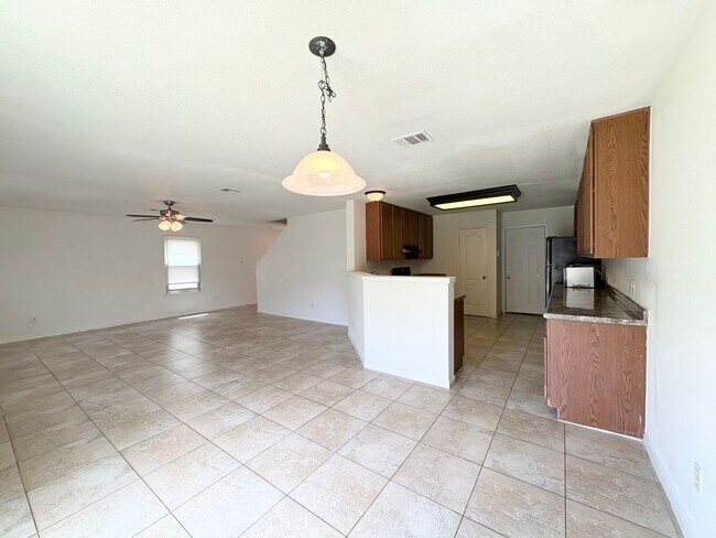Building Photo - 2502 Perkins Pl