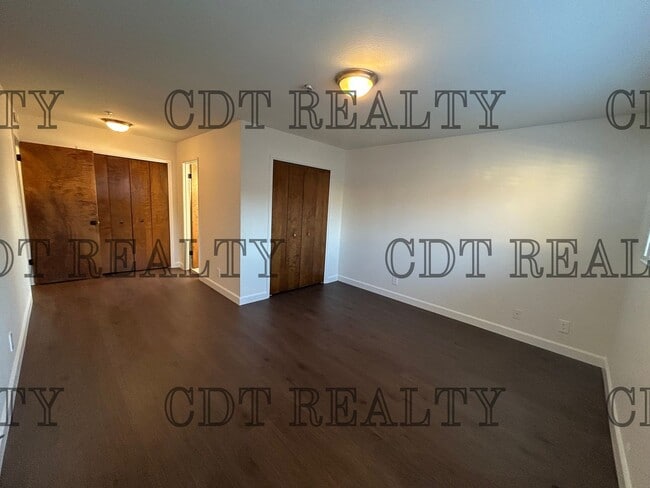 Building Photo - 717-725 California Street