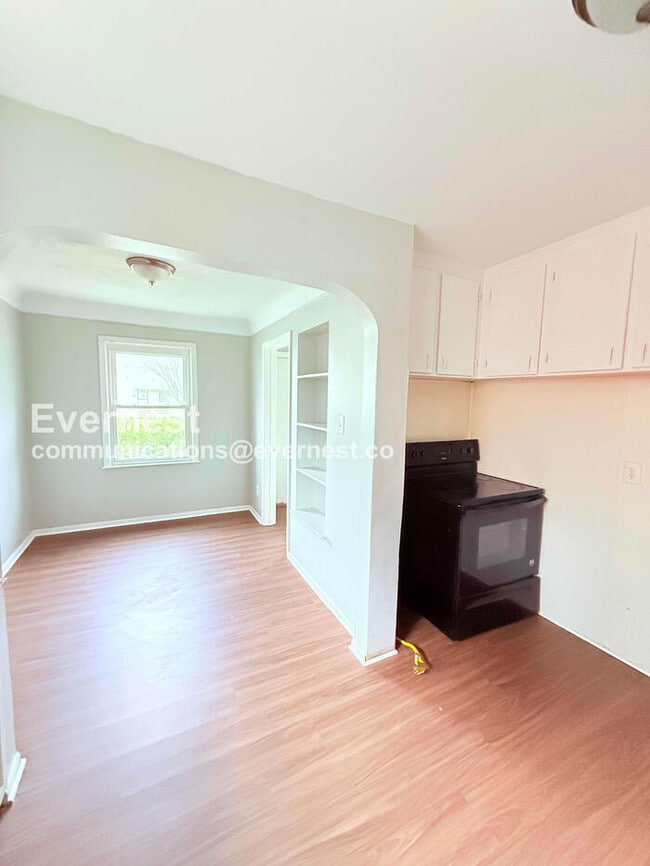 Building Photo - 19180 Trinity St