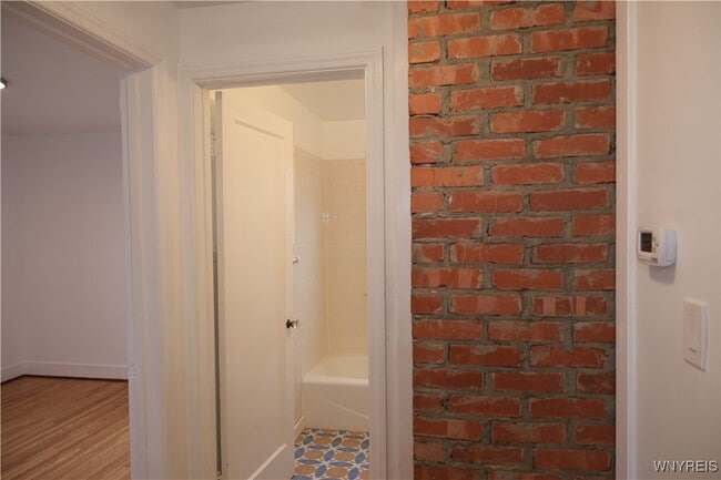 Building Photo - 28 Campbell Ave