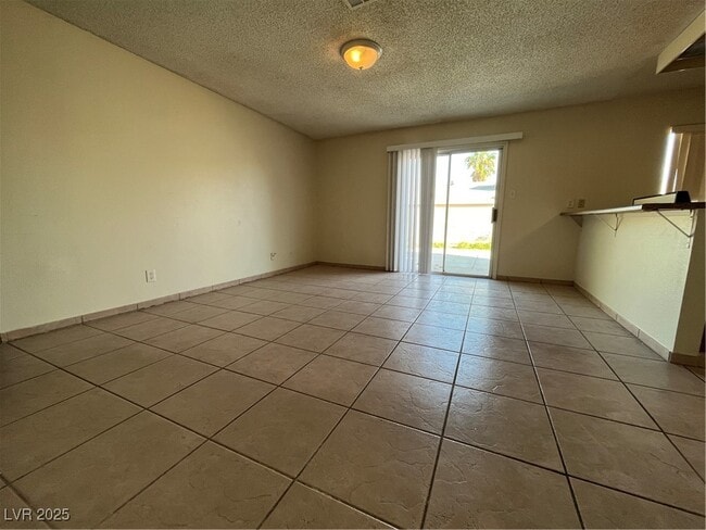 Building Photo - 7408 Alta Dr