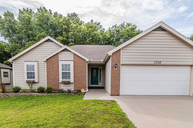 Building Photo - Springvalley Neighborhood